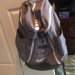 Nike elite zip bookbag